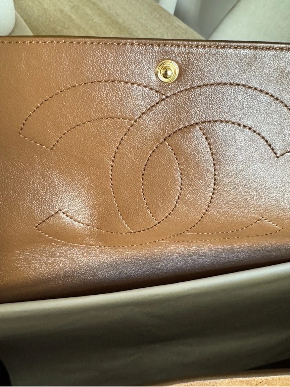 CHANEL Souplissimo Suede Quilted Shoulder Bag in Brown with Gold Hardware - Picture 3 of 8